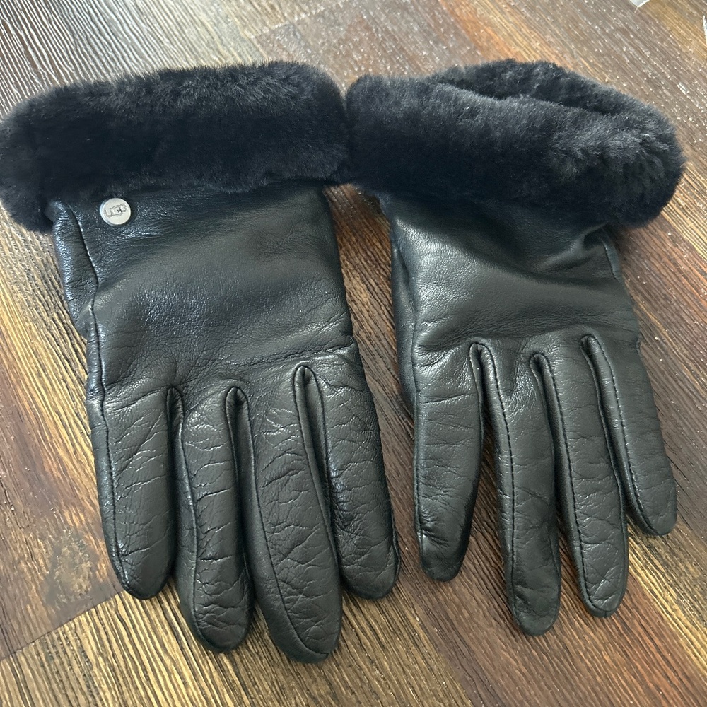 Ugg leather gloves black w cashmere lining